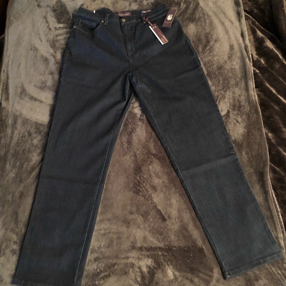 Gloria Vanderbilt AMANDA Jean. Size 16.